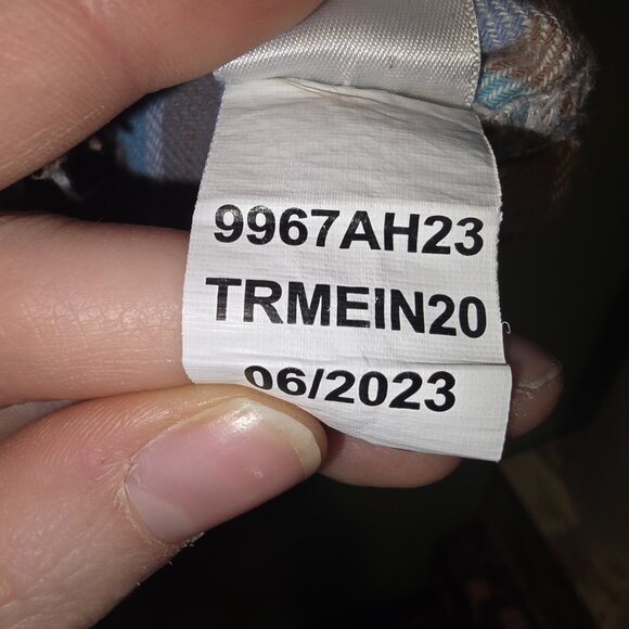 Aeropostale Blue Plaid Flannel Crop Shirt Long Sleeve Sz M Collar Pockets Button - Picture 6 of 6